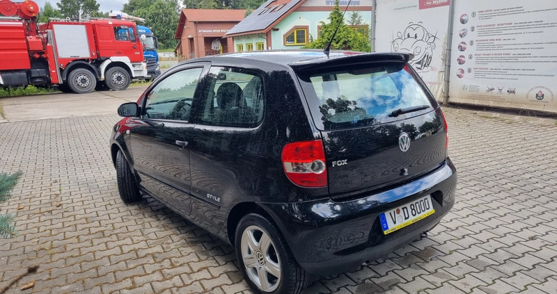 Volkswagen Fox cena 10300 przebieg: 130200, rok produkcji 2010 z Jastrowie małe 172